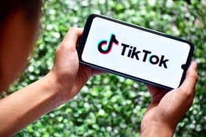 Does Tiktok Notify When You View Someone'S Profile