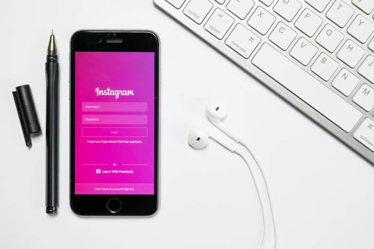 How To Rearrange Instagram Highlights ITGeared