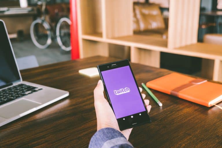 How Much Does Kai Cenat Make on Twitch? | ITGeared