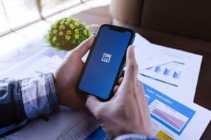 How To Add Accomplishments To Linkedin