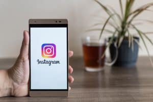 How To Add Date To Instagram Story