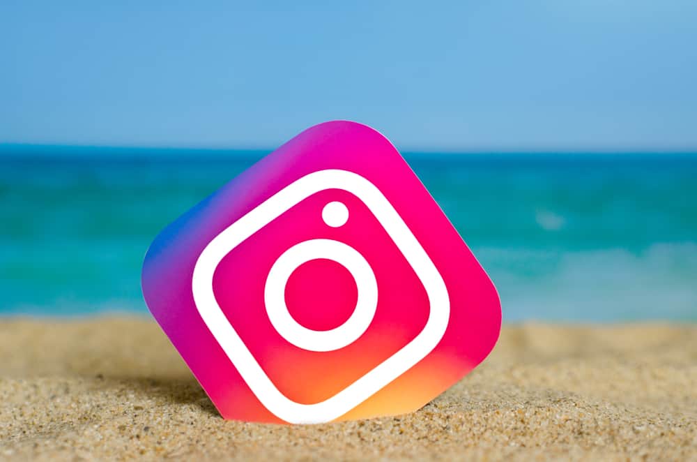 How To Add Location On Instagram Bio