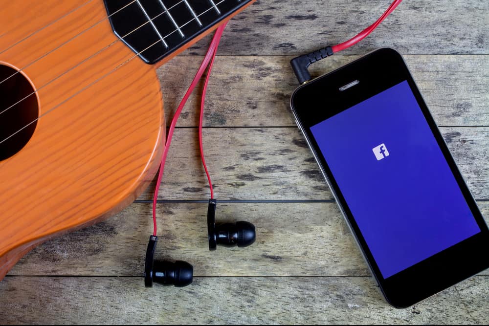How To Add Song Lyrics To Facebook Story