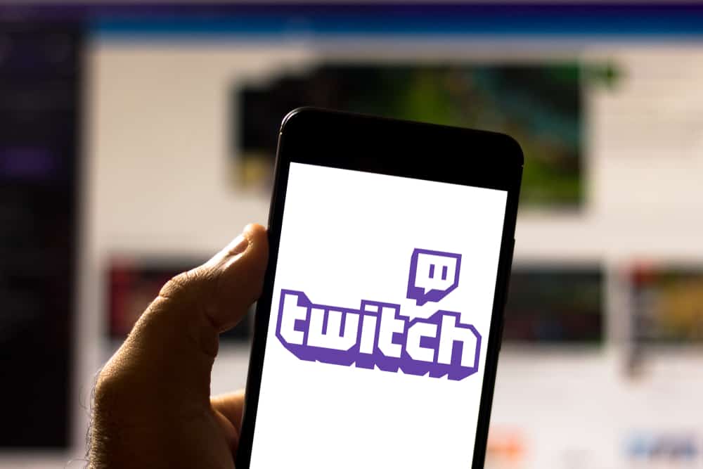How To Change Offline Screen Twitch