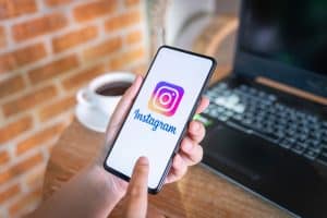 How To Clear Notifications On Instagram