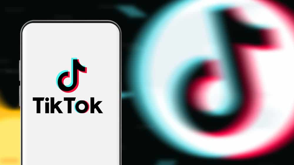 How To Do Clothes Transitions On Tiktok