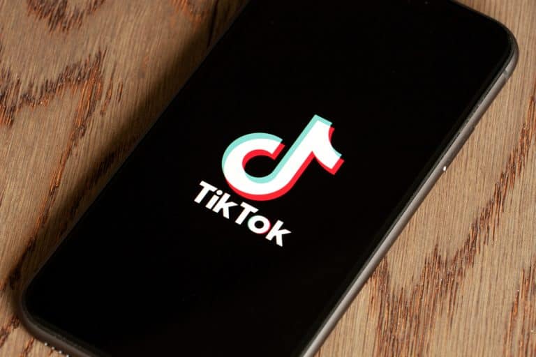 How To Do ShapeShifting on TikTok? ITGeared