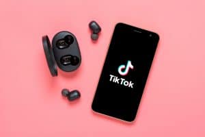 How To Find Lives On Tiktok