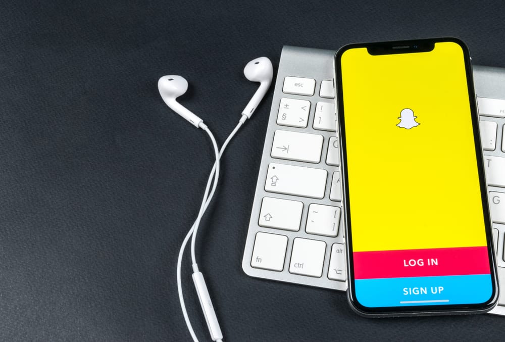 How To Find Saved Filters On Snapchat