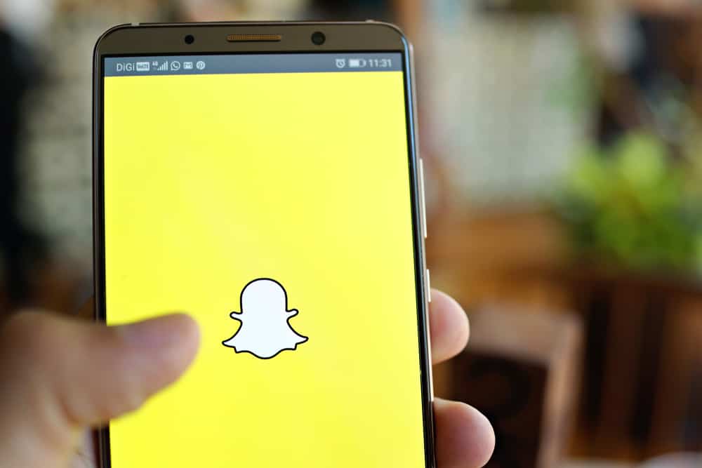how to undo location request on snapchat