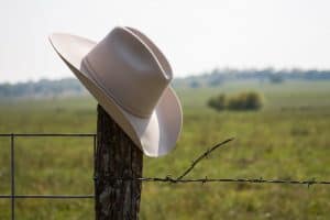 How To Get The Cowboy Hat On Snapchat
