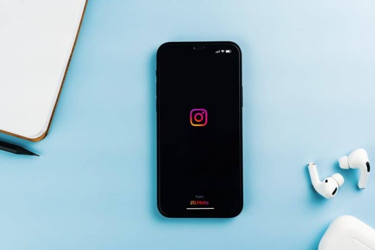 How To Get Your Music On Instagram ITGeared how-to-get-your-music-on-instagram-itgeared