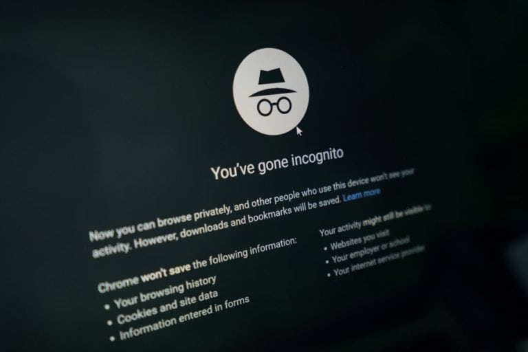 How To Go Incognito on YouTube ITGeared