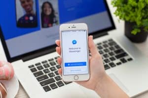 How To Link Messenger To Facebook