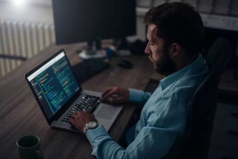 How To Make a Black Bar in Discord ITGeared