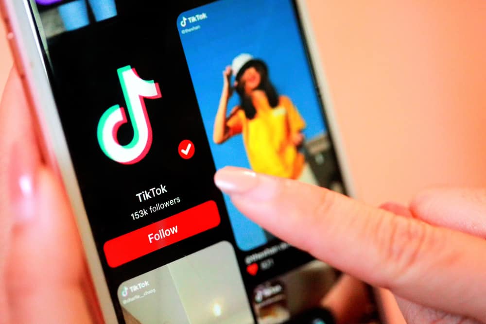 How To Make TikTok Photo Slideshow Slower | ITGeared