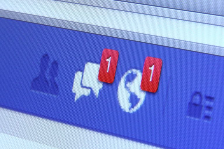 How To Message on Facebook Without Messenger | ITGeared