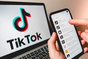 How To Put Clips Together On Tiktok