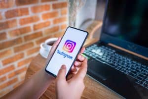 How To Put Your Youtube Link On Instagram