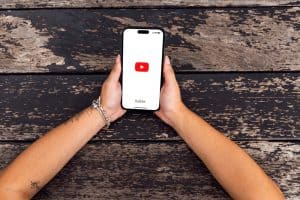 How To Queue Videos On Youtube App