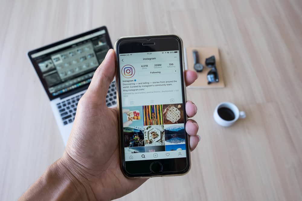 How To React on Instagram | ITGeared