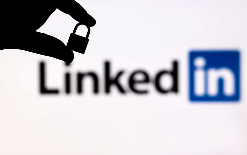 How To Report A Scammer On Linkedin