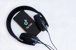 How To Reverse Audio On Tiktok