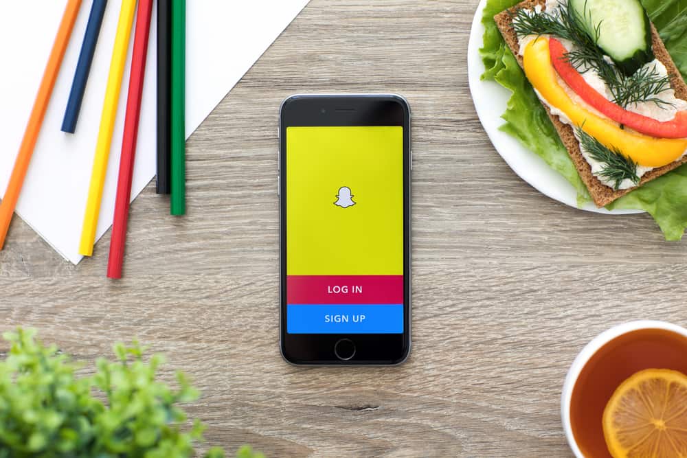Как просмотреть историю разговоров в Snapchat
