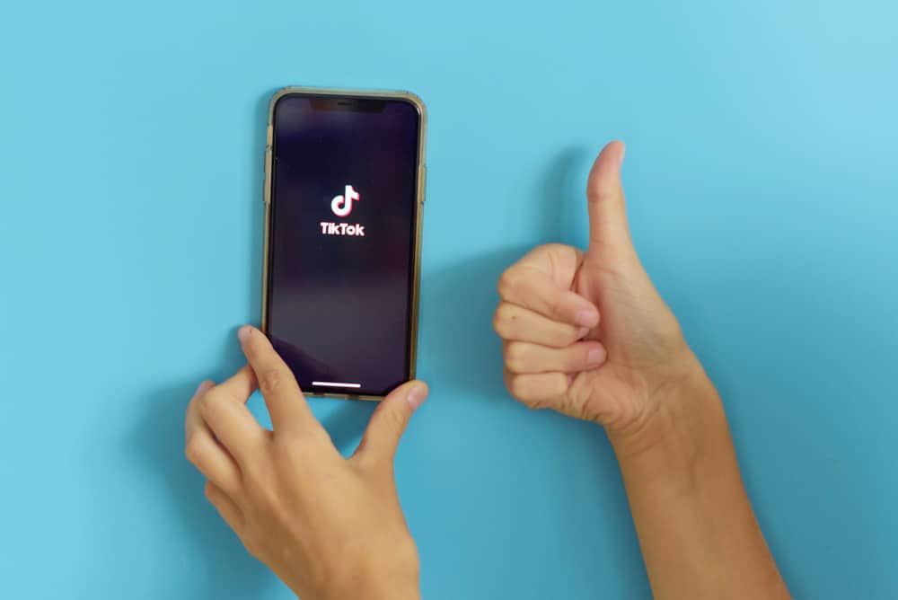 How To See Someones Likes on TikTok | ITGeared