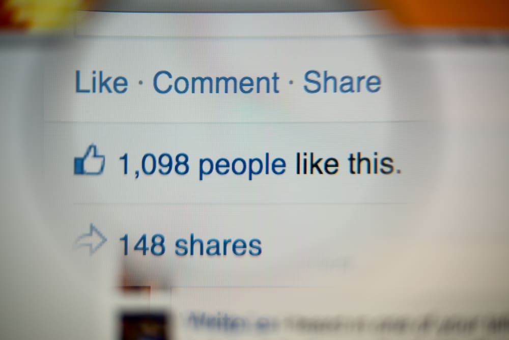 How To Share A Post To A Group On Facebook