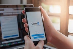 How To Update Linkedin Profile Without Notifying Contacts
