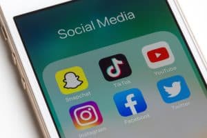 How To Upload Snapchat Videos To Instagram
