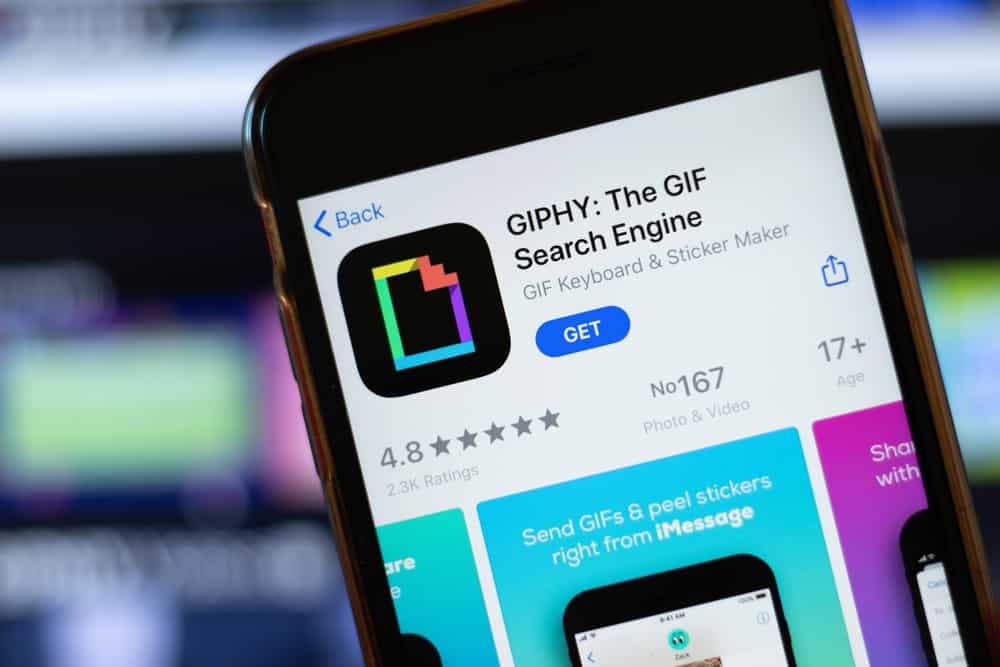 How To Use Giphy In Slack