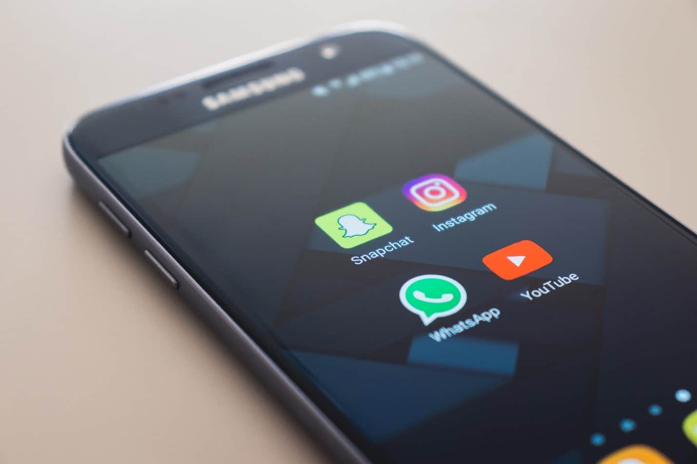 How to Make a Shortcut on Snapchat: Step-by-Step Guide | ITGeared