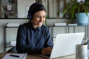 What Are The Best Headphones For Zoom Meetings