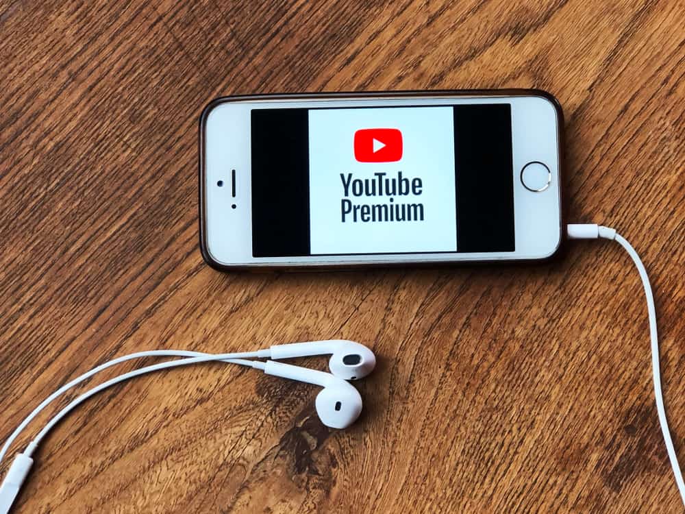 What Is YouTube Premium? | ITGeared