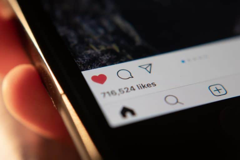 Why Won't Instagram Let Me Like Posts? (Reasons & Fixes) ITGeared